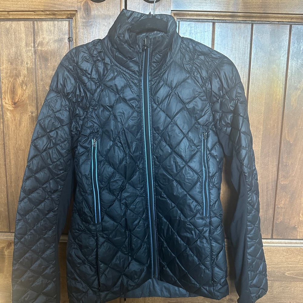 Lululemon reversable Black Quilted Jacket